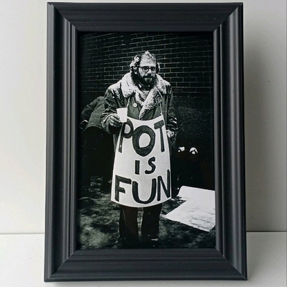 POT IS FUN Funny Vintage 70s Hippie Man holding sign in the  Snow Retro Gypsy - Picture 5 of 6